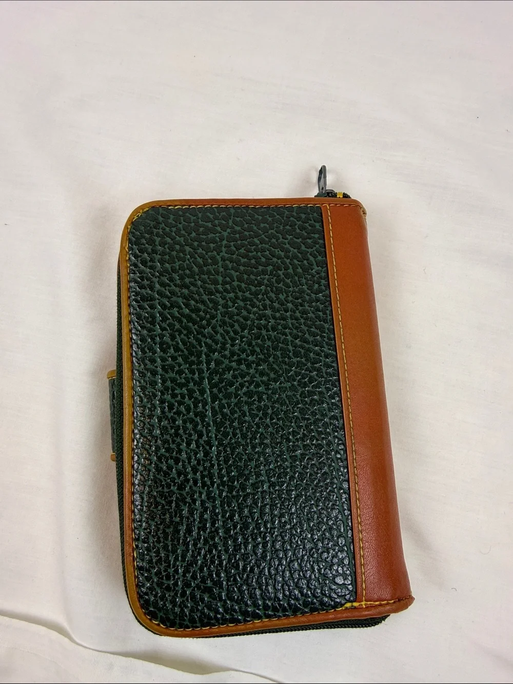 Dooney & Bourke Green and Tan Leather Phone Wallet Case with Logo Snap